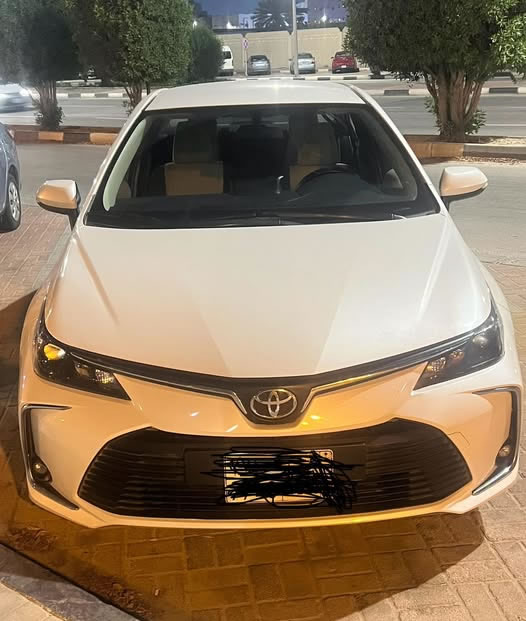 Toyota Corolla Sedan
